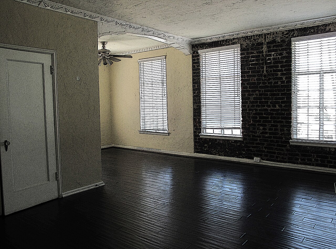 Before: Calgary listing room before and after virtual staging